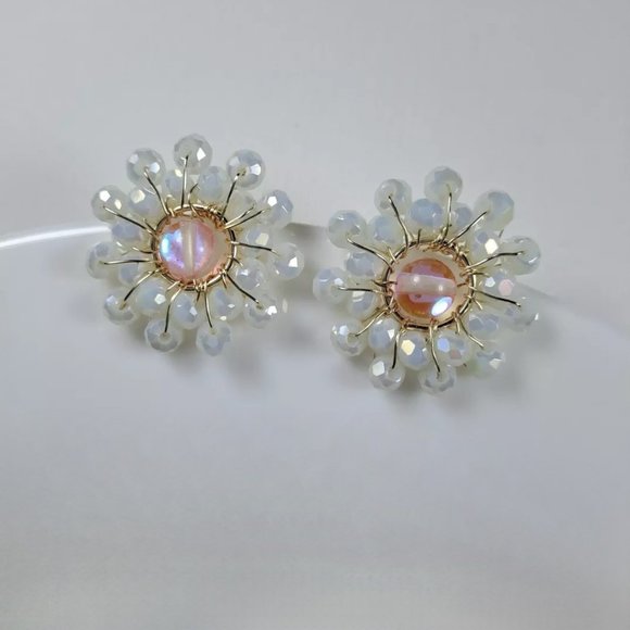 BEAUTIFUL FLOWERS EARRINGS / 18K GOLD PLATED PINK AND WHITE CRYSTALS - Picture 1 of 7